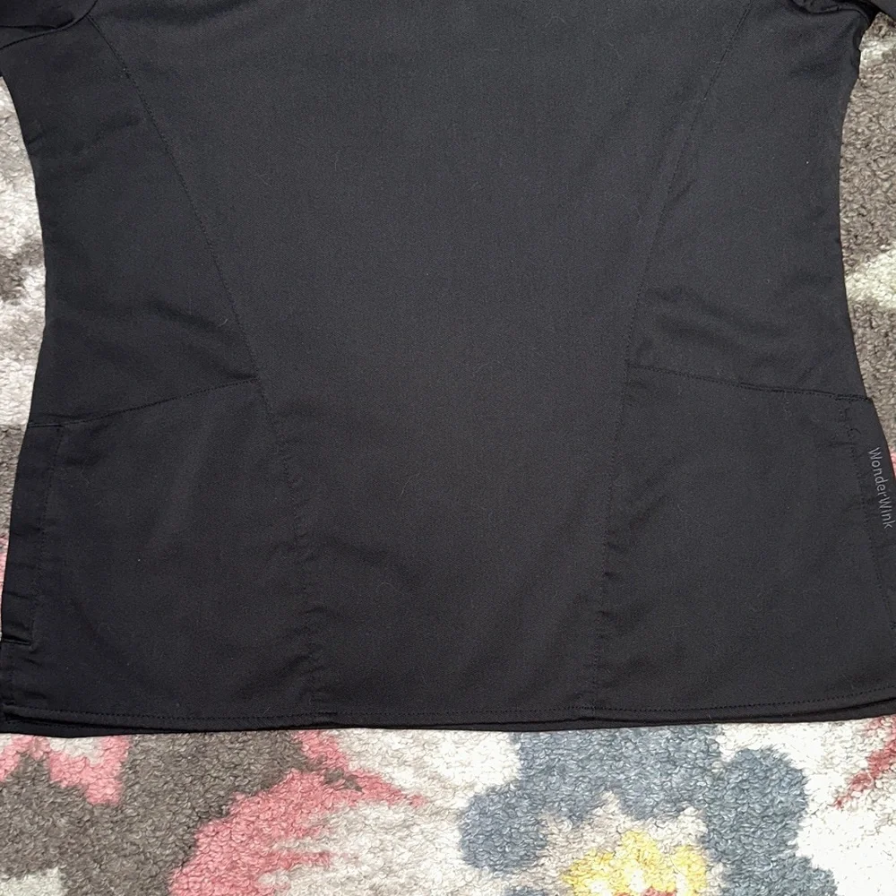 WonderWink Pro Women’s Modern Fit Black V-Neck Short Sleeve Scrub Top - Picture 3 of 7